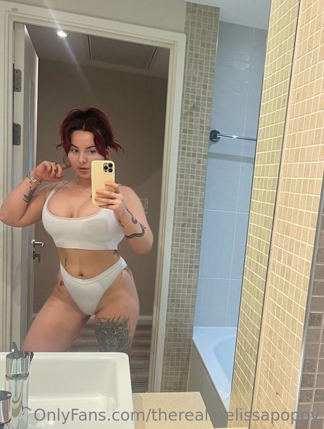 therealmelissapoppy étoile adulte archive