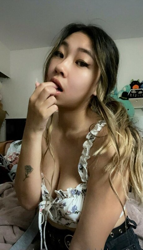 anime babe onlyfans belle chaude img