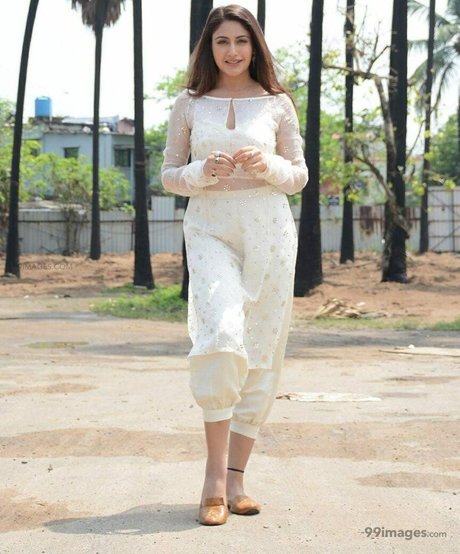 Surbhi Chandna étoile magnifique image