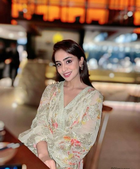 Musskan Sethi xxx star du porno des photos