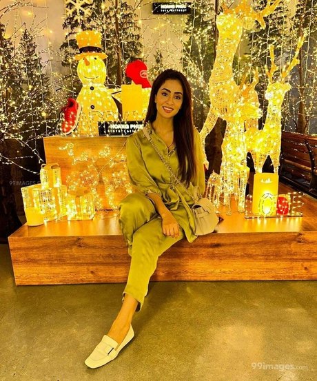 Musskan Sethi étoile de l'art archive