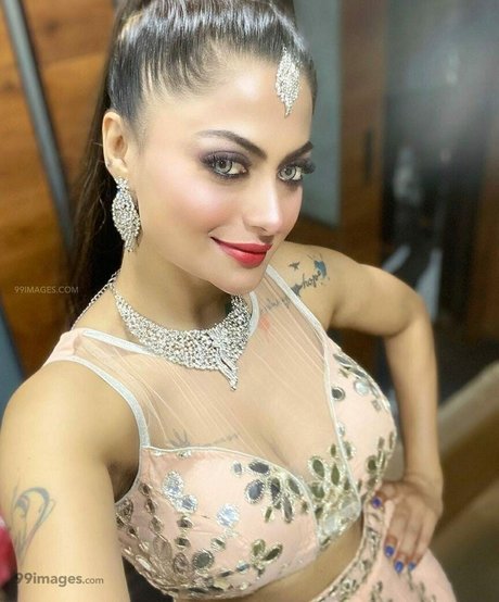 Suhaani Laskar modèle sympa images