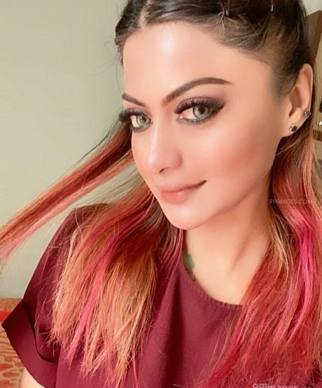 Suhaani Laskar étoile exclusive images