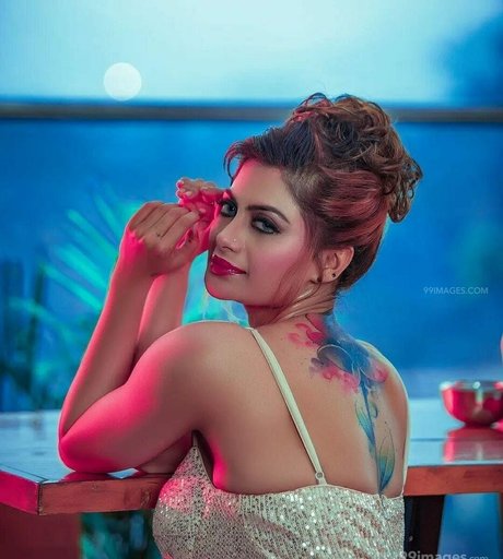 Suhaani Laskar art modèle images