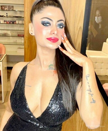 Suhaani Laskar nus star du porno des photos