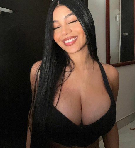 Barbaramirezz modèle nu image