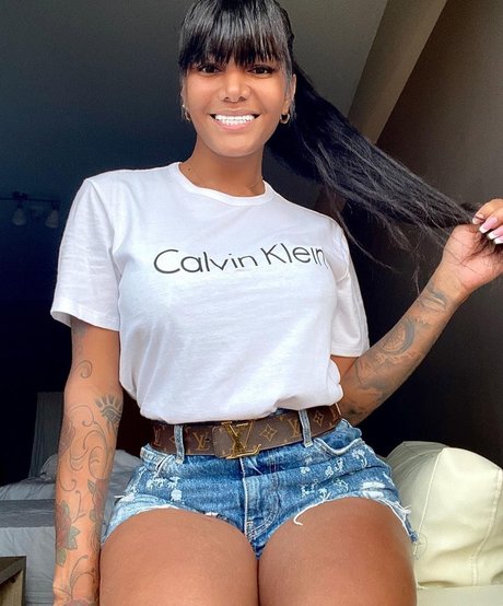 Krissttal Ruizz meilleure star du porno des photos