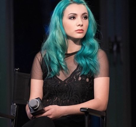 Hannah Marks actrice pornographique galerie