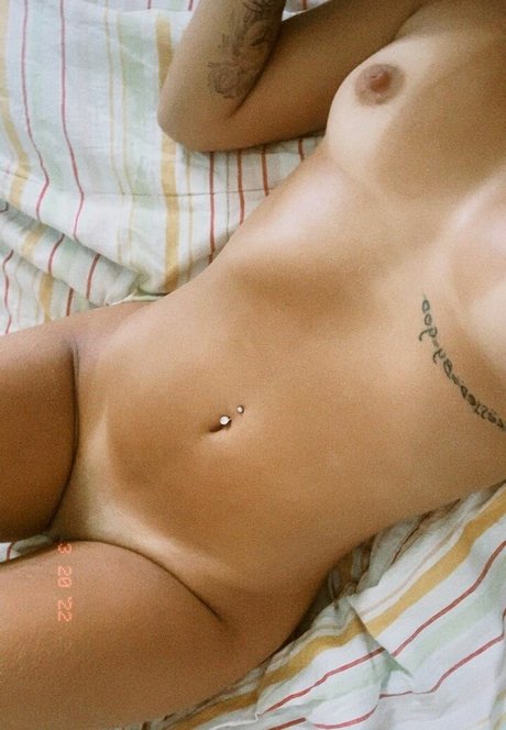 Camila Quintela actrice nue photos