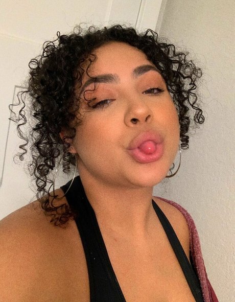 Deanelizyunes star du porno belle galeries