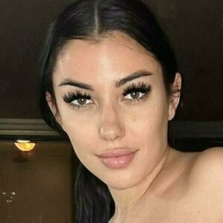 blonde aux gros seins onlyfans belle gratuite des photos