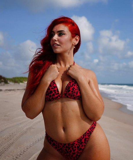 Alicia Atout star du porno parfaite archive