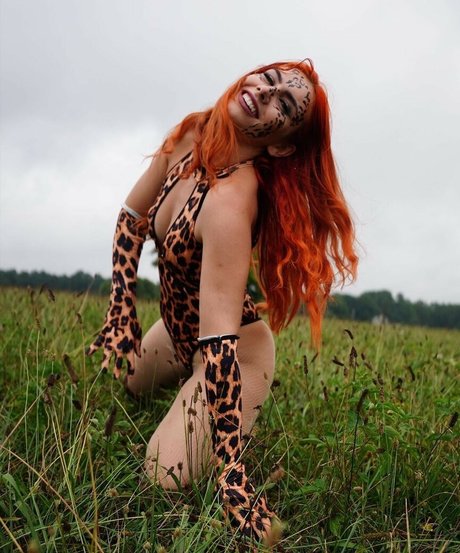 Alicia Atout star du porno chaude collection