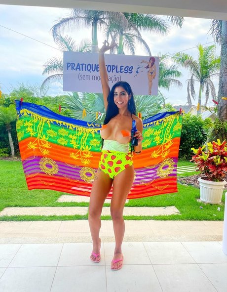 Renatinha Mello actrice libre images