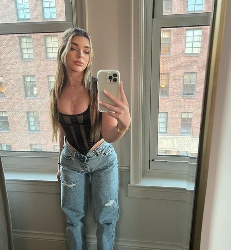 Kendall Vertes actrice sexy archive