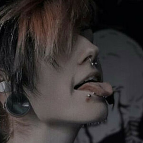 Hollowpix_ étoile nue archive