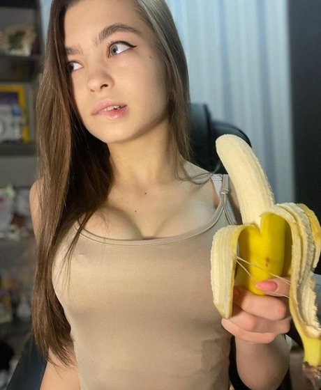 Lerabuns Valeriia actrice de sexe images