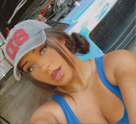 tricherie onlyfans sexy photo