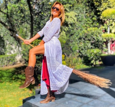 cowgirl milf uniquementfans xxx jolie galerie