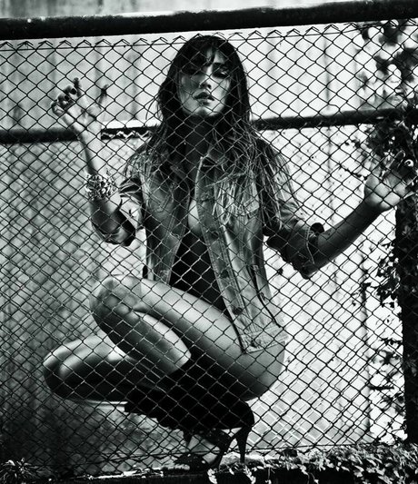 Danni Suzuki star du porno sexy des photos