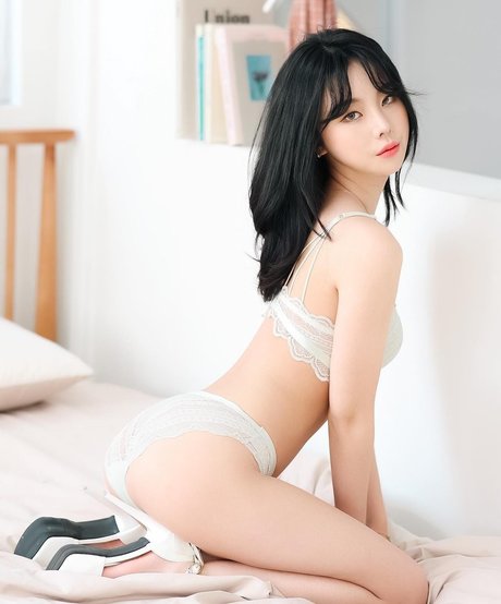 chaton potelé uniquementfans parfait nu archive