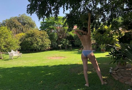 Maria Andrea Araujo star du porno nue des photos