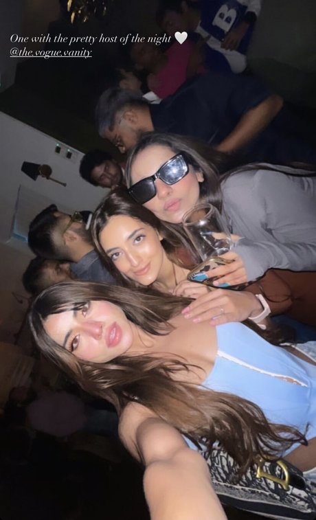 footjob pour ados uniquementfans xxx nu image