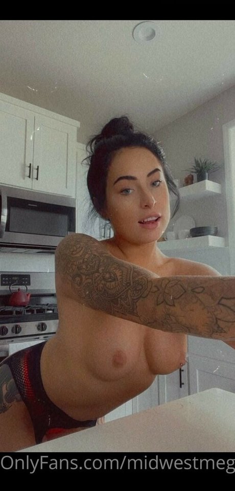 midwestmeganfoxx étoile nue image