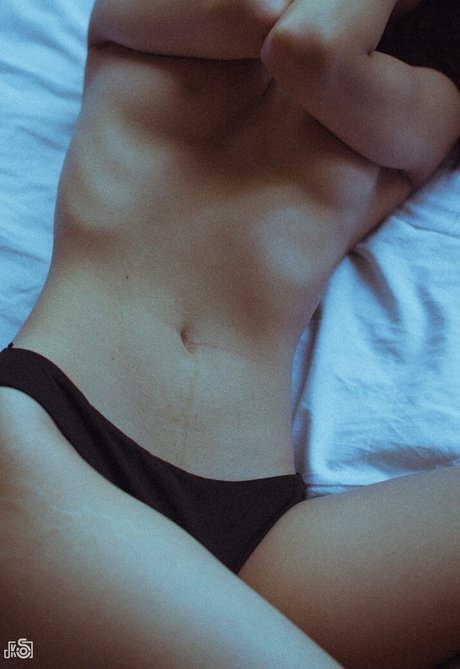 aerukomiao nus de stars du porno images