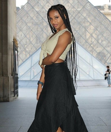 Saffronnn haut de star du porno img