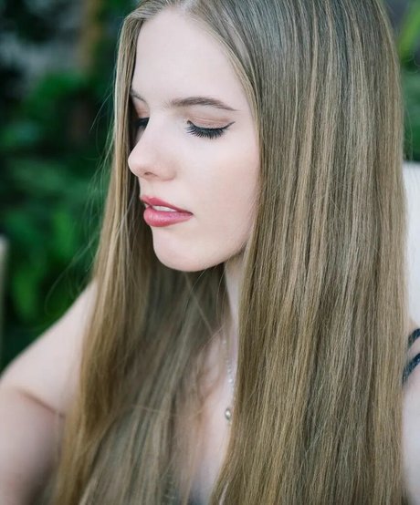 Eva Gevorgyan meilleure actrice photos