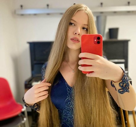 Eva Gevorgyan art star du porno archive