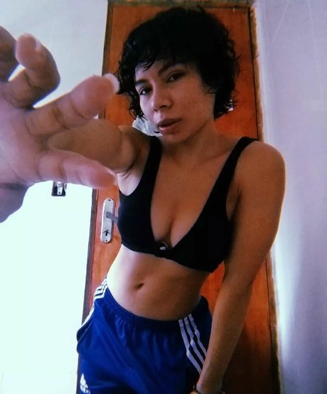 modèle milf uniquementfans porno nu image