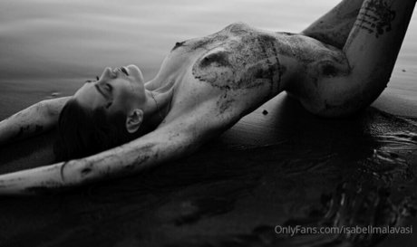 Isabell Malavasi joli modèle archive