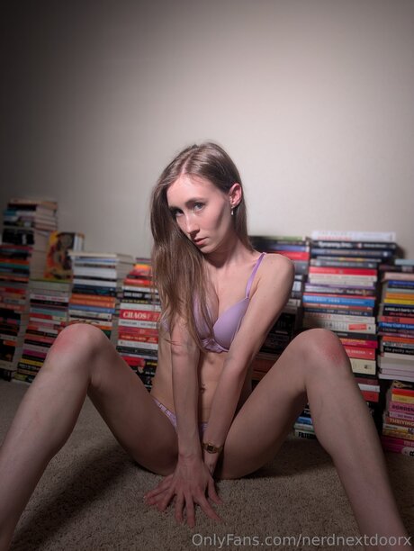nerdnextdoorx belle star du porno photo