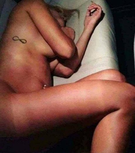 Ioanna Touni star du porno hd img