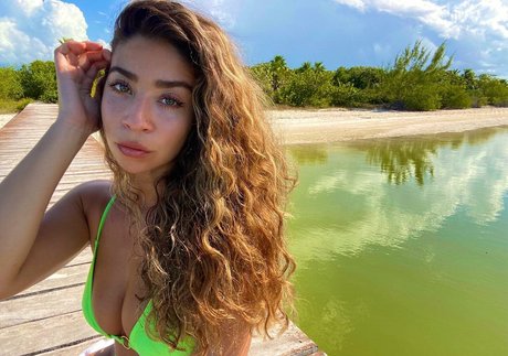 Natalia Jorquera étoile parfaite galerie