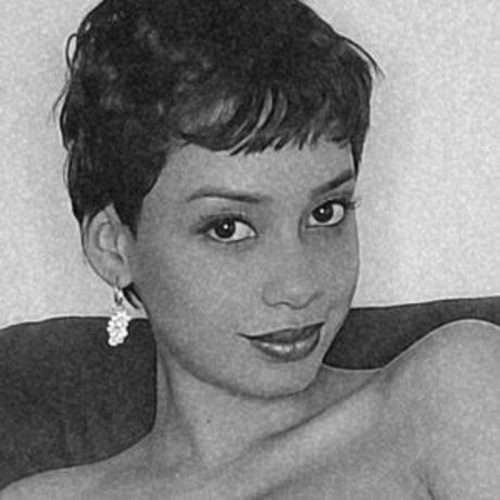 Caraiocasal actrice nue des photos