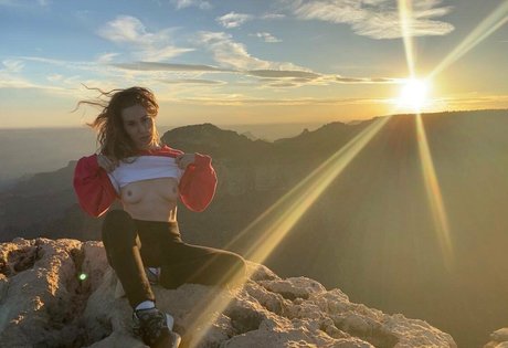 Sheerle Dove actrice de grande qualité galeries