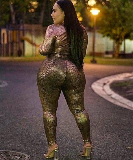 Lulu Mena sexe star galerie