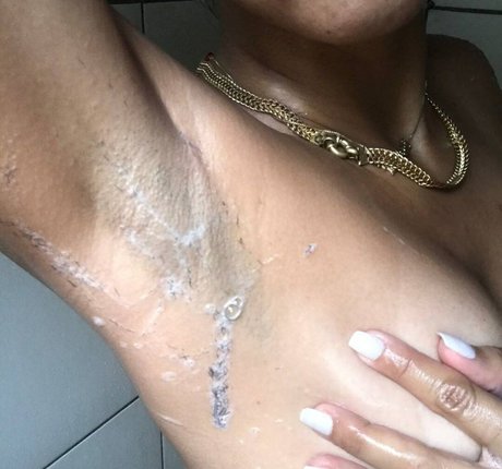 Julia Satto actrice porno image