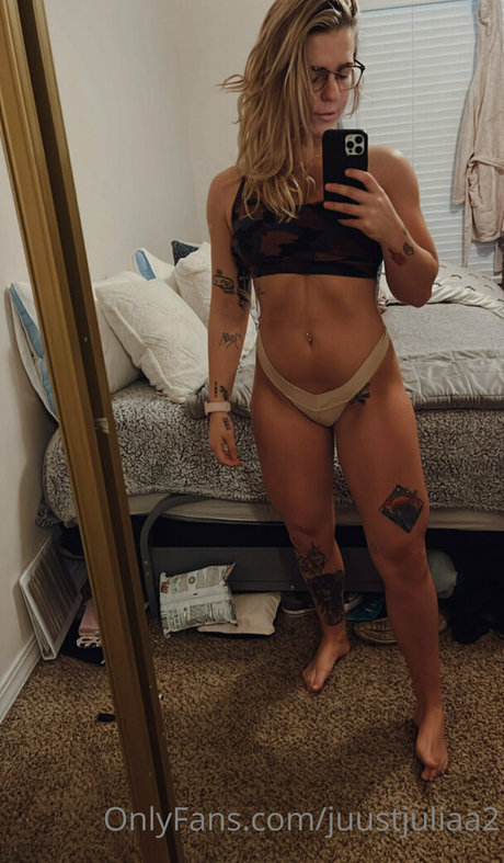 juustjuliaa2 modèle porno galeries