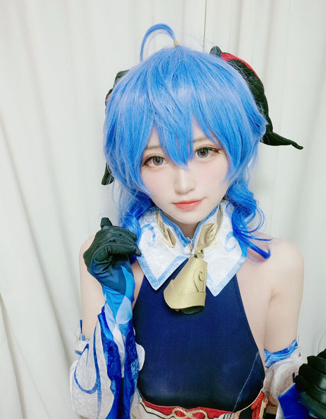 Chiyoalbum modèle artistique photos