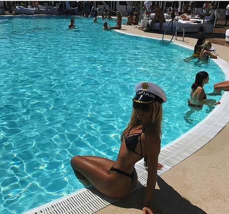 Hannah Sharpe star exclusive collection