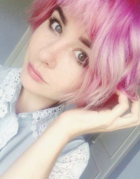 Leahloveschief star du porno gratuit des photos