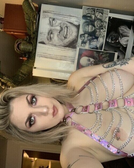 Xxxorcist star du porno sexy galerie