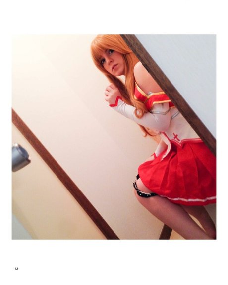 Sairu Hoshi nus star du porno photo