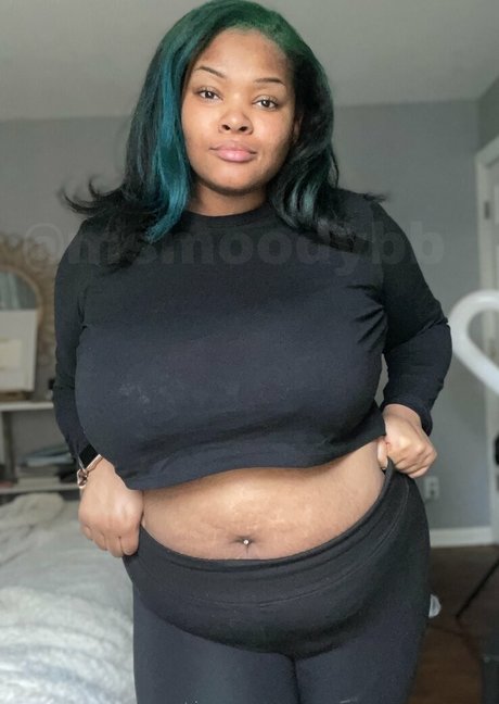 MsMoodyBB modèle de haute qualité des photos