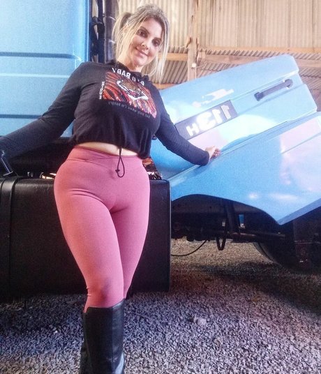 plage seins nus onlyfans art exclusif galeries