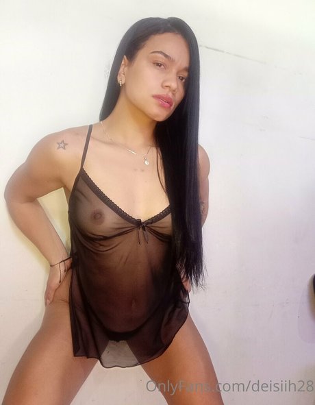 deisiih28 modèle porno galerie